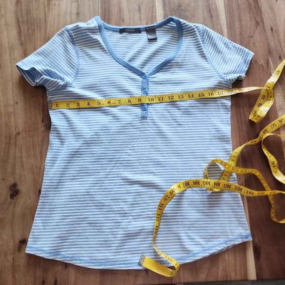 Liz Claiborne short sleeves t-shirt striped blue/white, size M - Picture 6 of 7